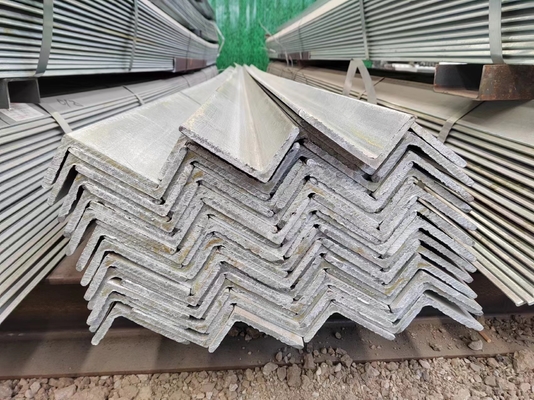 Barras de ángulos desiguales iguales de acero suave de carbono laminado en caliente para estructuras de edificios duraderas