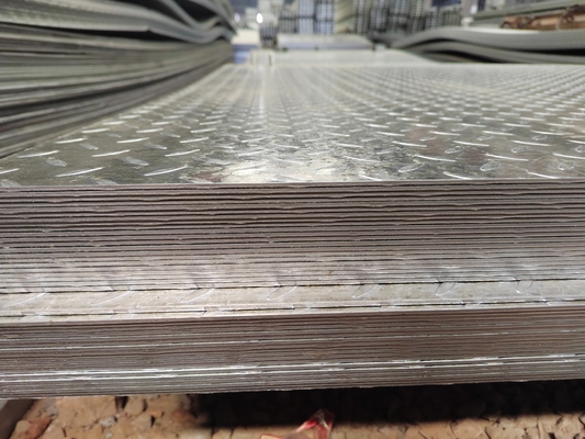 Q235 MS Hoja de acero de diamante para la fabricación de herramientas pequeñas y A36 HR Hoja de hierro a cuadros