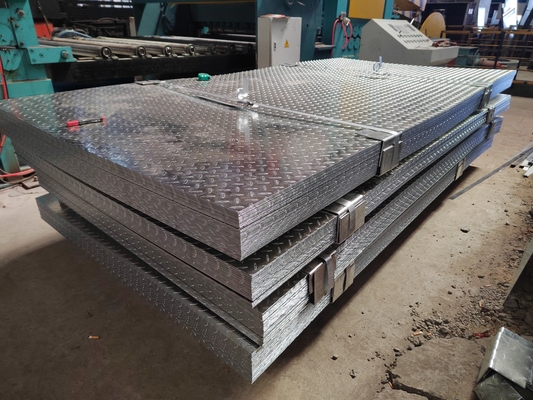 No aleación Q235 MS bobina de acero diamante con certificación JIS y corte incluido