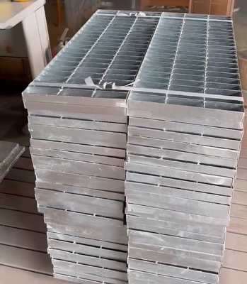 Grates de acero galvanizado en caliente para aceras con certificación API actualice sus aceras