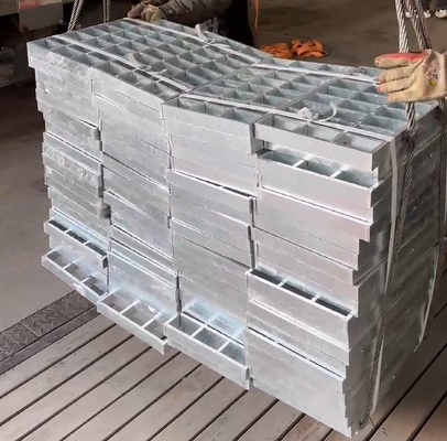 Hojas de cubierta de drenaje de rejilla de acero galvanizado por inmersión en caliente personalizadas para la industria de calderas
