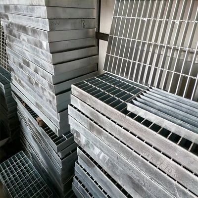 Hojas de cubierta de drenaje de rejilla de acero galvanizado por inmersión en caliente personalizadas para la industria de calderas