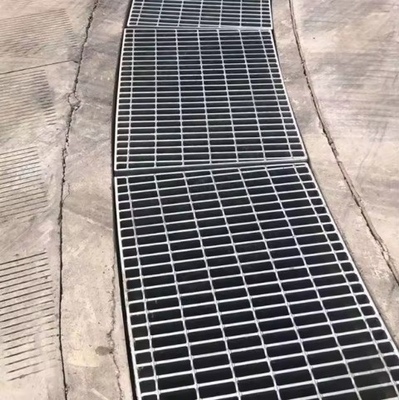 Placa de cubierta de canaleta de acero galvanizado por inmersión en caliente personalizada para campo de minas