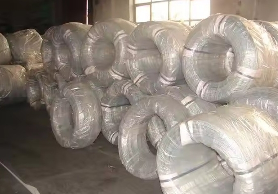Servicio de soldadura y tolerancia ± 1% para alambre galvanizado de bobina de 6 mm-12 mm