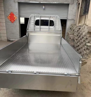 Placa de acero de modificación de automóviles personalizada con tolerancia ± 1% y diseño personalizado