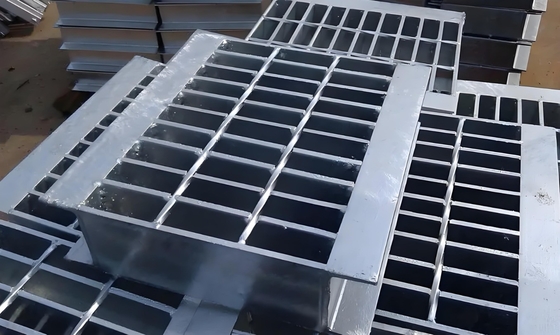 Rejas de barras de suelo de acero galvanizado de plata con certificación ISO9001