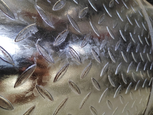 Q235 Servicio de corte de placas de patrón galvanizadas por inmersión en caliente 3.0/3.5/3.75/4.0*1500/1000 mm