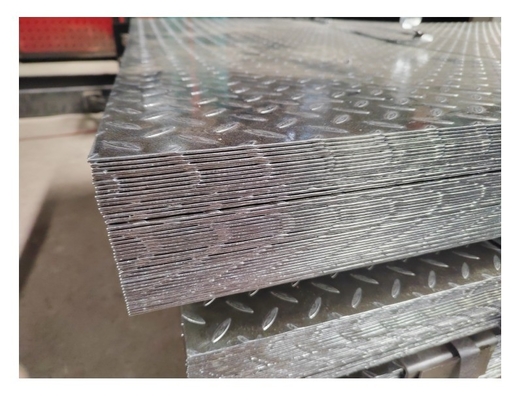 Placa de acero de patrón galvanizado de capa de zinc de 40 g/m2 personalizable con tamaño personalizable